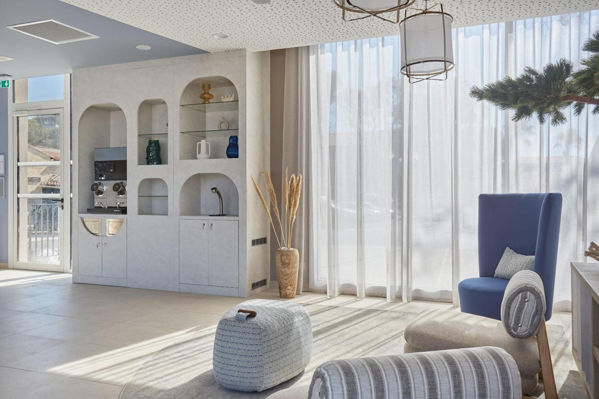 Prestige Odalys Riviera Aparthotel Hyères